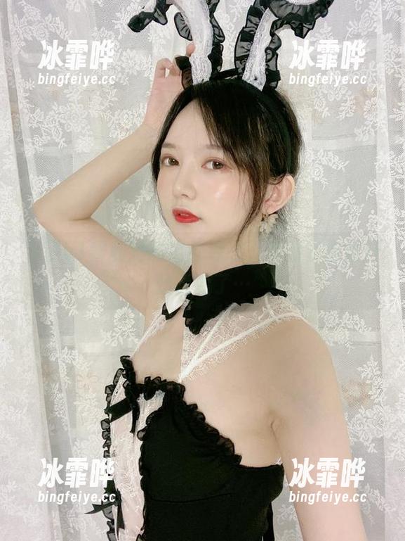 有了51酱和她的黑红泳装，高清资源也开始叛变了…