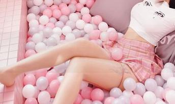 Feilin嗲囡囡 – 陆梓琪的奶牛图集，完全免费的，一言不合就来一点艺术