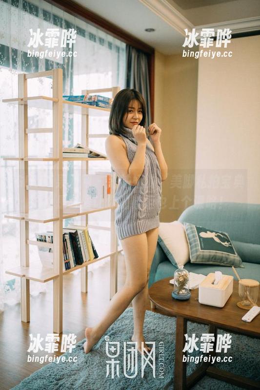 GIRLT果团网-陈迪娅 GIRLT果团网 - 陈迪娅的‘美脚私拍宝典’,是时候让你的鞋柜也上个课咯!