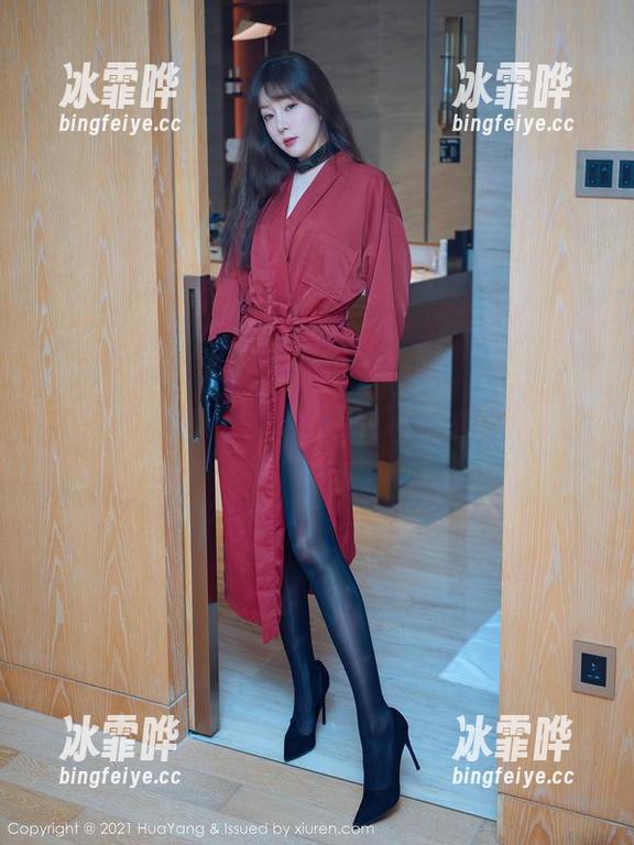 HuaYang花漾-宋KiKi HuaYang花漾 - 欲罢不能!在线频道,宋KiKi的清纯图集就这么潜移默化地占领我的脑海。