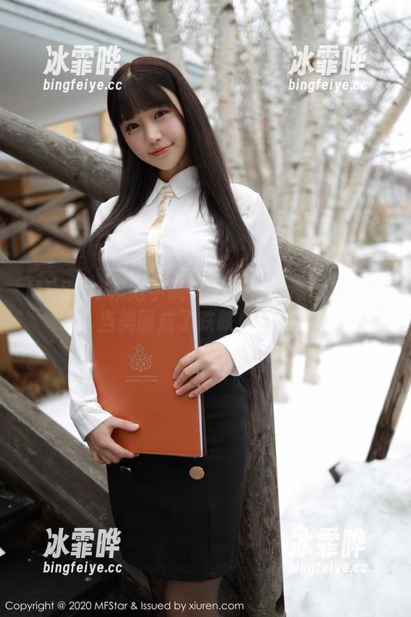 MFStar模范学院-黄乐然 MFStar模范学院 - 黄乐然的高跟鞋写真:当美丽成了跌跌撞撞的旅程