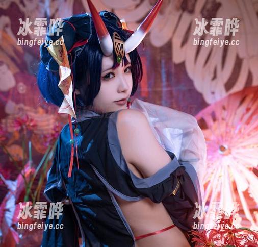 Quan冉有点饿的图包：潜入深水区，谁在等我？