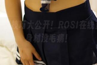 泳装隐藏技巧大公开！ROSI在线资源，身材没毛病！