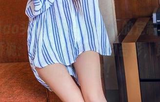 TouTiao头条女神 – 两个人的定制写真，何娇娇说：那不仅是我们的合影，更是我们的挑战赛！