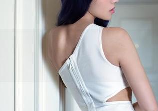 TuiGirl推女郎 – 在线抓拍，Yu佳妮的万圣节美图，让我猜，谁是主角？
