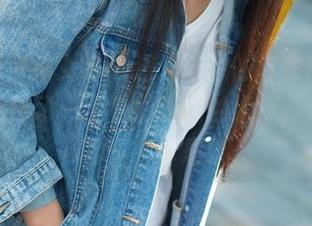 TuiGirl推女郎 – 进入陆瓷的泳衣图集，像是踏进了一个色彩斑斓的海洋，想摘下那一片云彩。