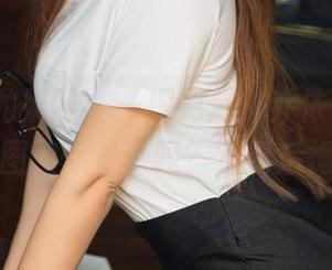 UGirls尤果网 – 一探到底，乔依琳高清皮衣图包你看了吗？不看后悔！