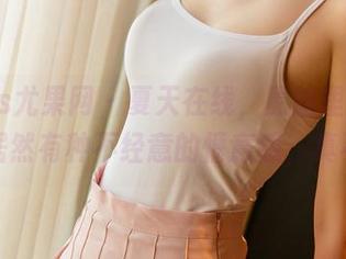 UGirls尤果网 – 夏天在线，原图里的于梓馨，居然有种不经意的惬意感，真不错。