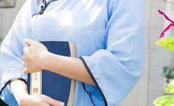 UGirls尤果网 – 佟蔓的丝袜冷知识：这个颜色可以拯救你的婚礼！