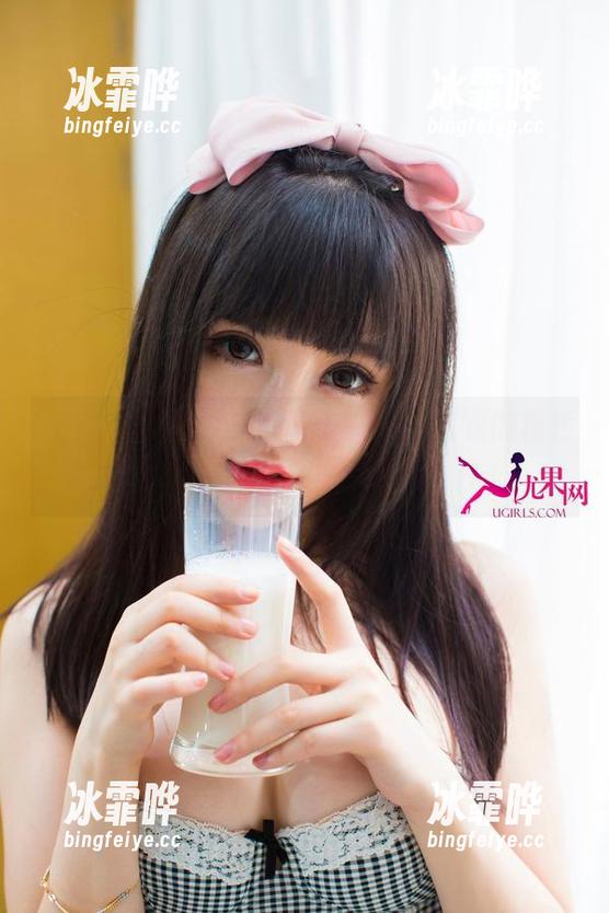 UGirls尤果网-孟狐狸 UGirls尤果网 - 来吧,进入孟狐狸的粉色写真世界,私拍也能玩得那么开心!