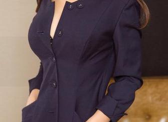 UGirls尤果网 – 就这样盯着浴室里才可儿的高清写真，脑海里开始了小小的独白。