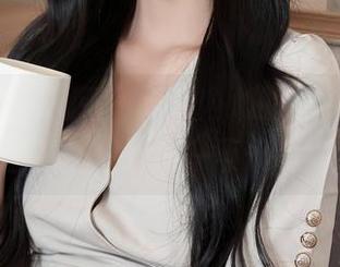 Xiuren秀人网 – 找到内心的平静，Egg尤妮丝的瑜伽图片一下子让人梦游