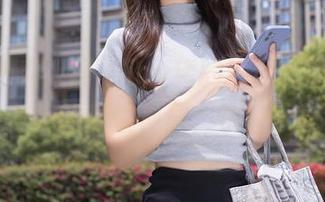 Xiuren秀人网 – icy猪的瑜伽秘籍：免费视角下的随性伸展，快来下载！