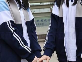 Xiuren秀人网 – 精选刘婷婷黑色写真，黑到我都想问她到底爱不爱其他颜色？