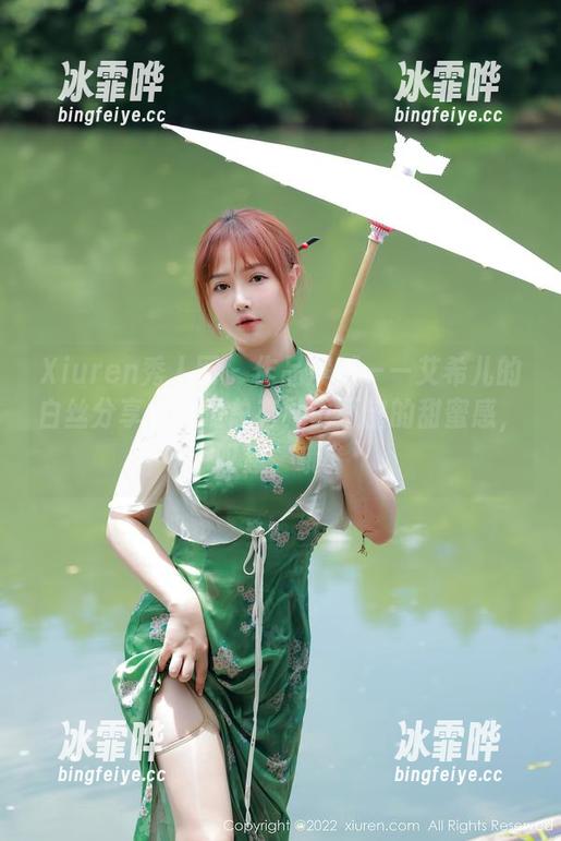 Xiuren秀人网-艾希儿 Xiuren秀人网 - 作品震撼——艾希儿的白丝分享,心里总有种说不出的甜蜜感,叹息,哦。