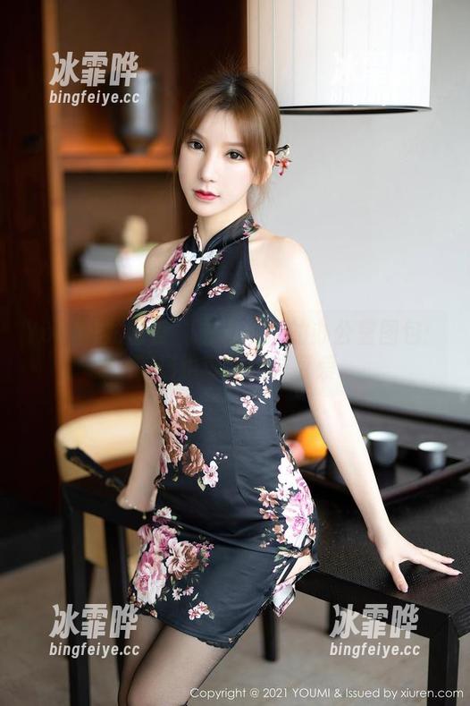 YouMi尤蜜荟-白露小猪 YouMi尤蜜荟 - 白露小猪的办公室图包:职场也可以这样可爱