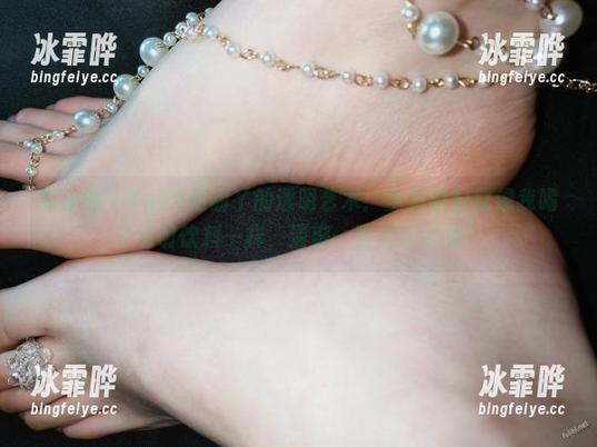 YuYu超甜丫 微密圈 - YuYu超甜丫的透明艺术:全集刚好就像我喝了透明饮料一样,清爽一整天的原图!