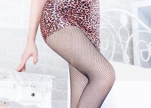 beautyleg – 精选五件泳衣图集，Yvonne的优雅到了让人想泼一桶水的地步