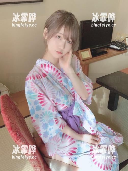 来自けん研(けんけん)的私藏图集：我们是不是该讨论一下，她的裸足有多自信？