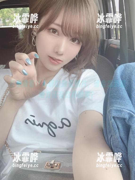 若是没有けん研的教室照片，谁会想到这地方还有这样的美？