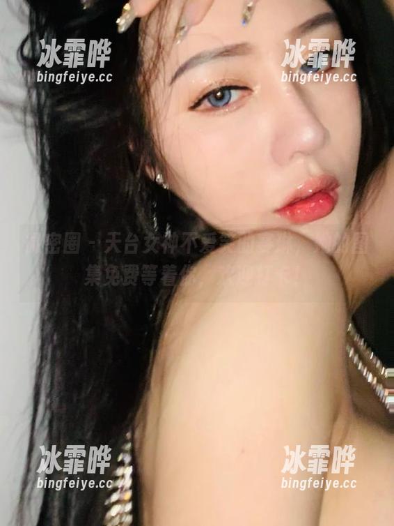 不爱笑的赛琳 微密圈 - 天台女神不爱笑的赛琳,她的图集免费等着你,欢迎打卡!
