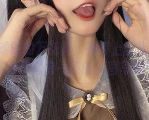 佳佳好难啊的万花筒：微博上能找到的36套让你眼前一亮的美图写真！