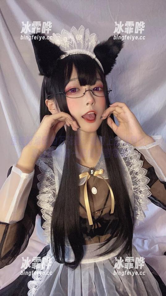 佳佳好难啊的万花筒：微博上能找到的36套让你眼前一亮的美图写真！