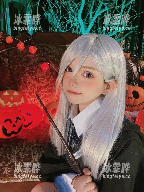 看原图，这浴室不仅有水，还有六二二同学w的小心思