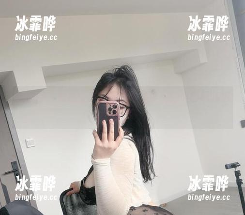 可爱的肉巴 微密圈 - 肉感宝宝,图包中的可爱的肉巴玩儿得真溜