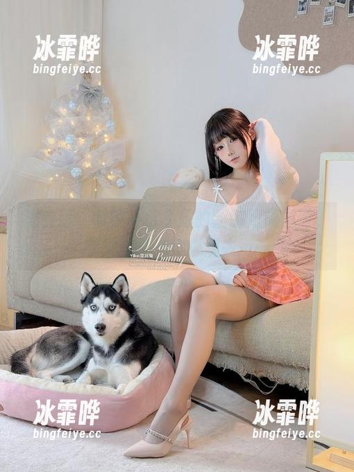 说实话，看咬一口兔娘的新御姐原图时，我完全没想往哪里去……