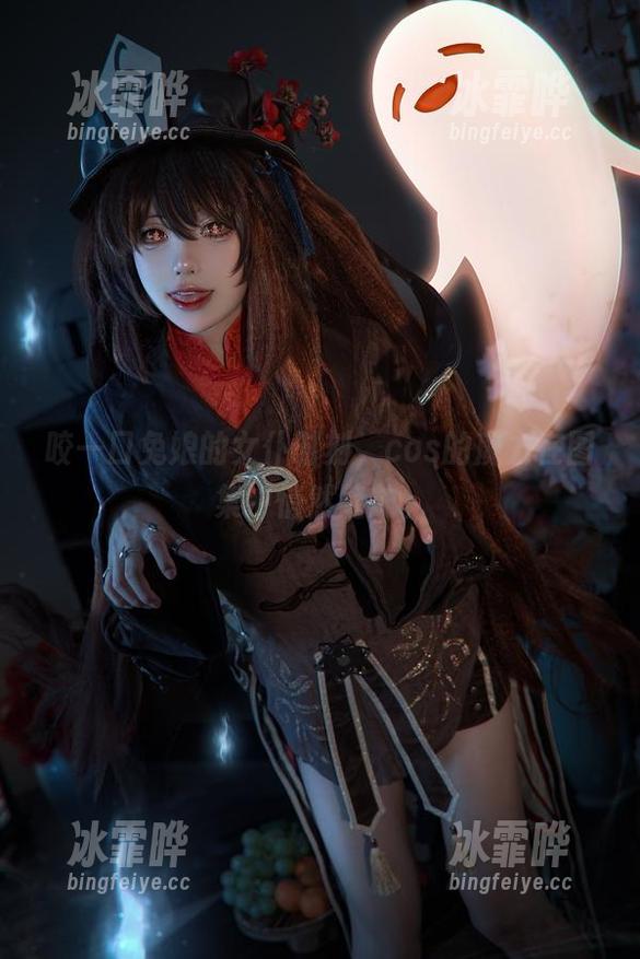 咬一口兔娘的女仆时刻，cos的魔力在图集中悄然绽放。
