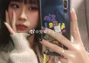安曜曜最新力作：纯白，简直看得我失去了语感，白得发光啊！