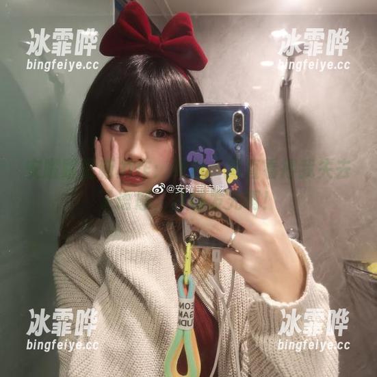 安曜曜最新力作：纯白，简直看得我失去了语感，白得发光啊！