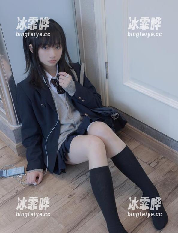 少女秩序-晞可 少女秩序 - 咱们的晞可,把户外变得很诗意,放眼望去,图里每一处都让我想多留一会儿,资源还真不多。
