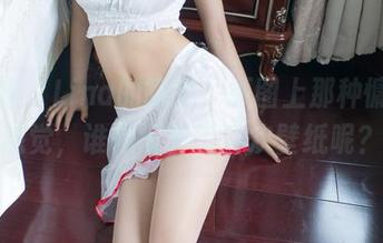 推女郎 – Lina的睡衣，原图上那种慵懒的感觉，谁的墙壁不喜欢壁纸呢？