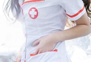 推女郎 – 裸足，真没看错！王馨瑶的作品集下载引发的奇思妙想