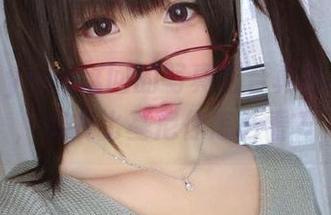 摇摇乐yoyo这回的写真组合真的不一般，毛衣比基尼你怎么看？