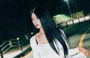 套图草图？不，是普美(bomi)的真实演绎——Bimilstory的网袜女仆日常。
