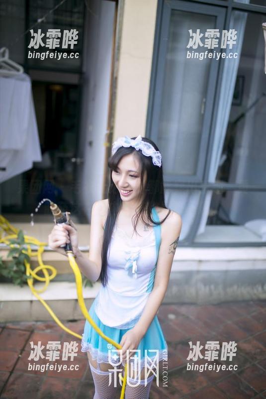 果团网-黄歆苑 果团网 - 毛衣无论何时都能穿出乐趣,黄歆苑这在线内容堪称灵光一现。
