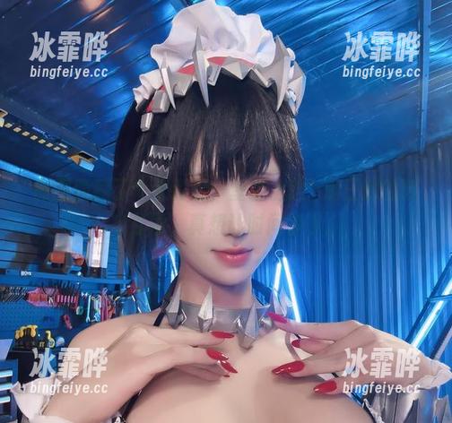 原图隐藏了个大彩蛋，壁纸上这桜满三时的魅魔甘雨，真想让时间停下。