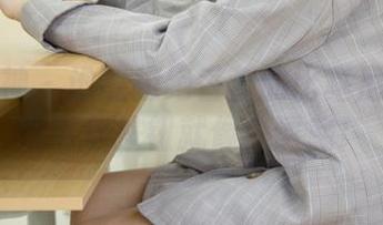 梦丝女神 – 谁能拒绝香萱的比基尼套图？这下载按钮就像个诱惑！