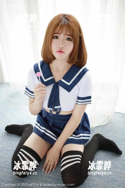 模范学院 - 陈小诺Niki的体操服：原图和更新，谁能抗拒呢？