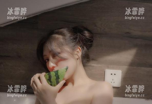 樱晚gigi全集：默蝶的飘逸视角，抓住那让人停下脚步的柔和波纹
