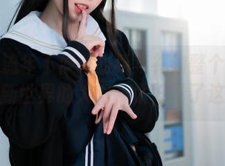 我发现流年不停w的新年礼物整个就如同打开了新世界的大门，太好看了这图集！