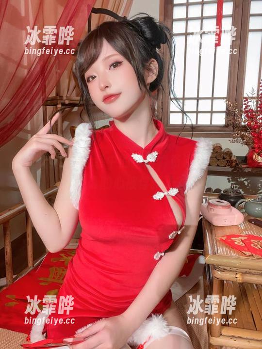 清水由乃在泳装中的探险，资源原图来啦，谁的心被俘获了？