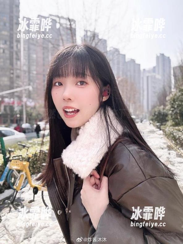 死库水竟然也能这样！快来下载炸酱沐沐的图包吧