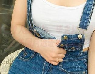 爱尤物 – 撩人的自拍，毕竟阿依努尔瓦娅的美图精选证据在这里