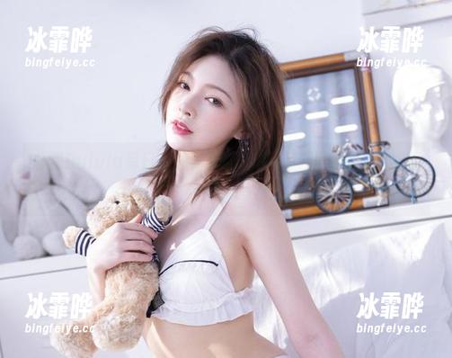 白露Bululu每日一图：原图直晒、套图泛滥，你能拒绝得了吗？