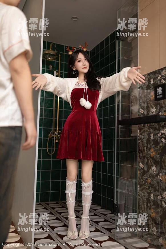 秀人网-林文文yooki 秀人网 - 翻看林文文yooki的写真,突然觉得我也得可爱起来了!