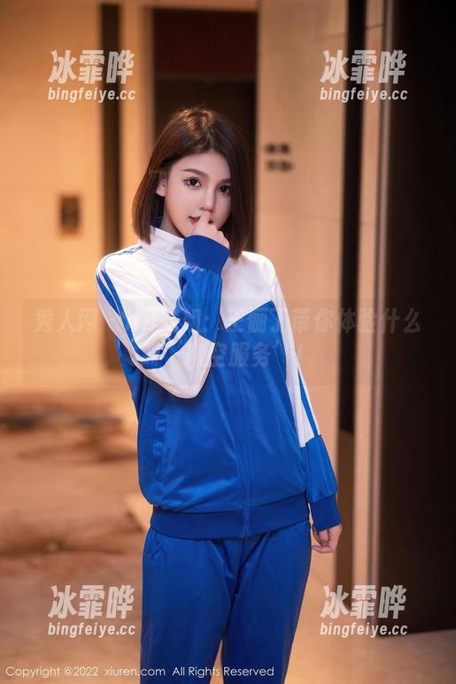 秀人网-王俪丁 秀人网 - HD空姐:王俪丁带你体验什么叫‘高空服务’!